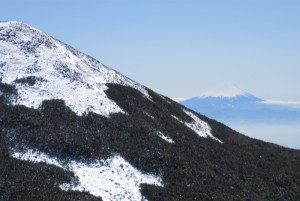 編笠山と富士山